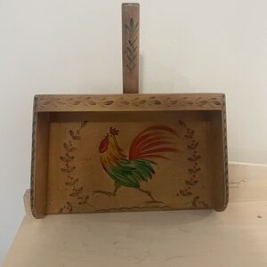 Vintage Wooden Dustpan with Rooster Design